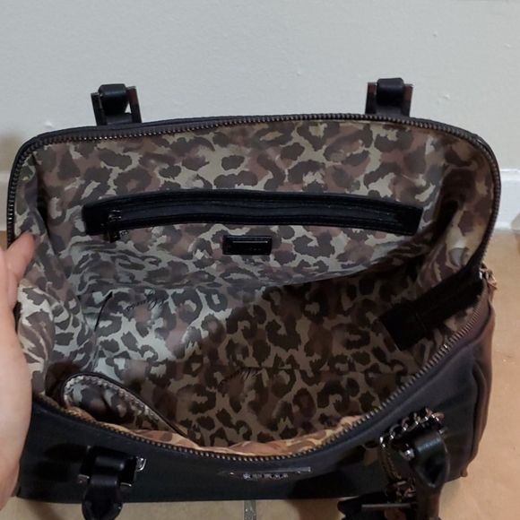 Black Guess Satchel - Picture 3 of 4